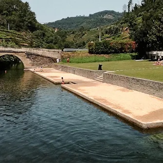Praia Fluvial de Fornelhos