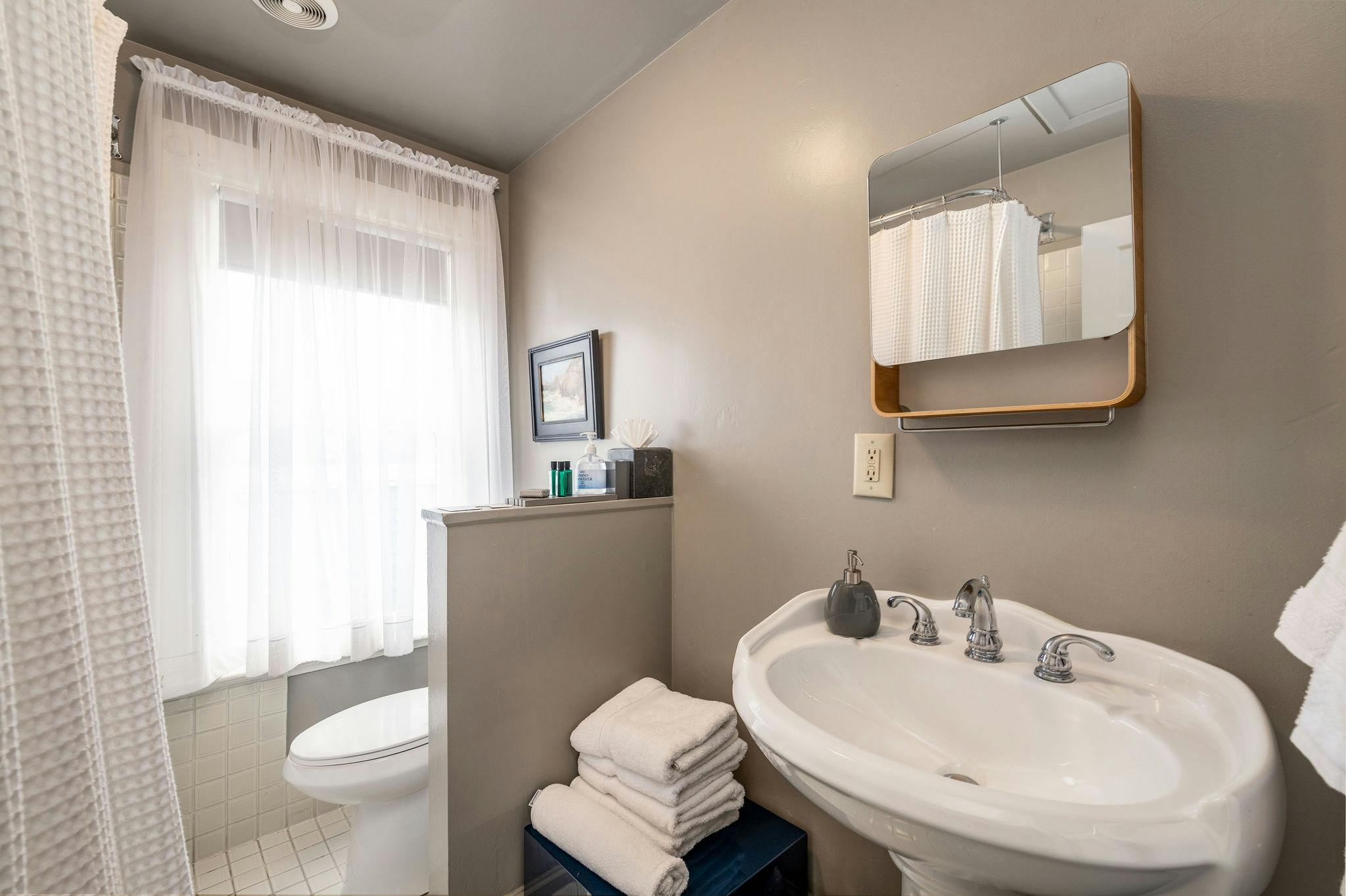 Miacomet Room Bath with a Shower.