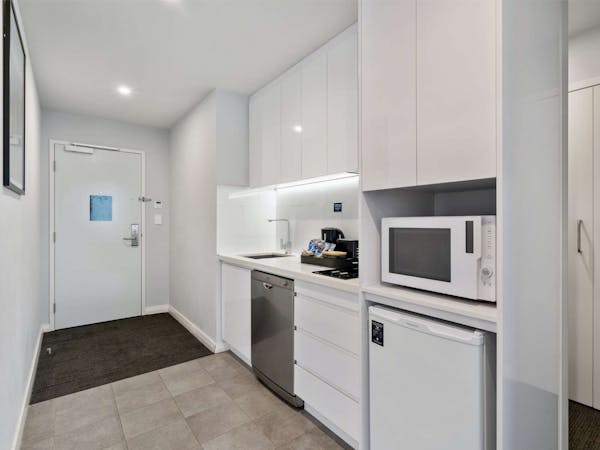 Apartment with kitchen facilities