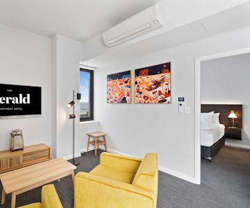 Luxury 1 Bedroom Apartment