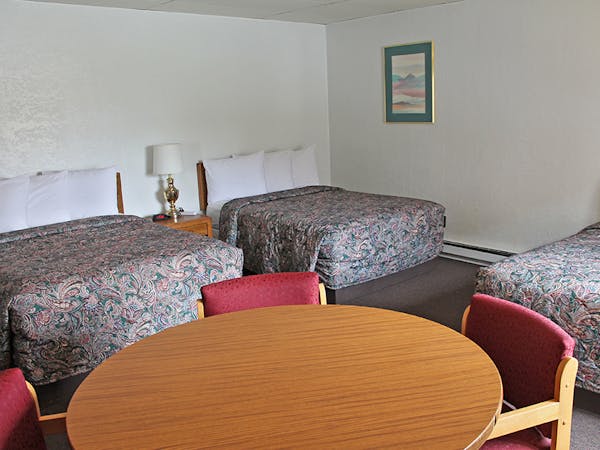 3- full size beds