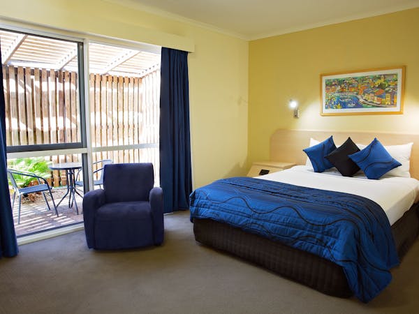 Garden Courtyard Room White Lace Motor Inn Mackay