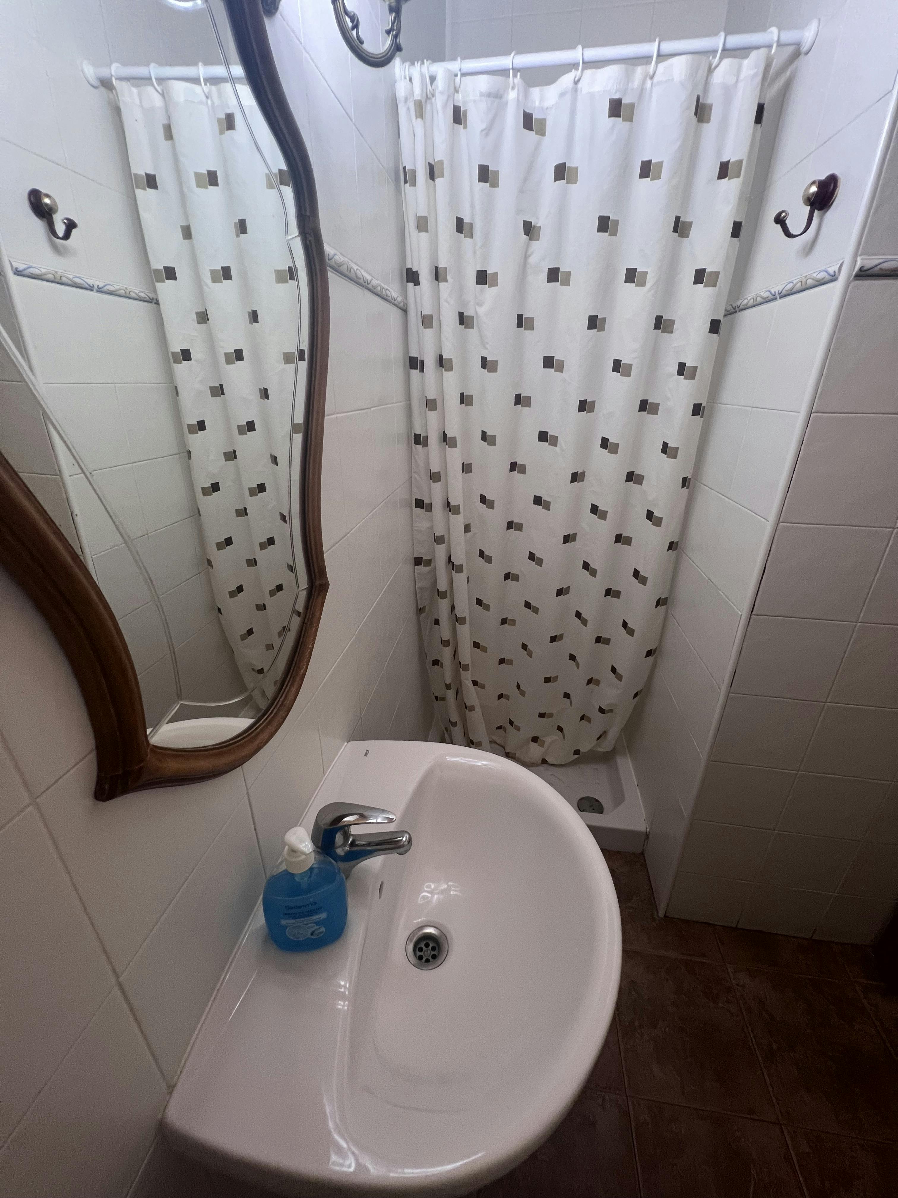 Private bathroom Estella