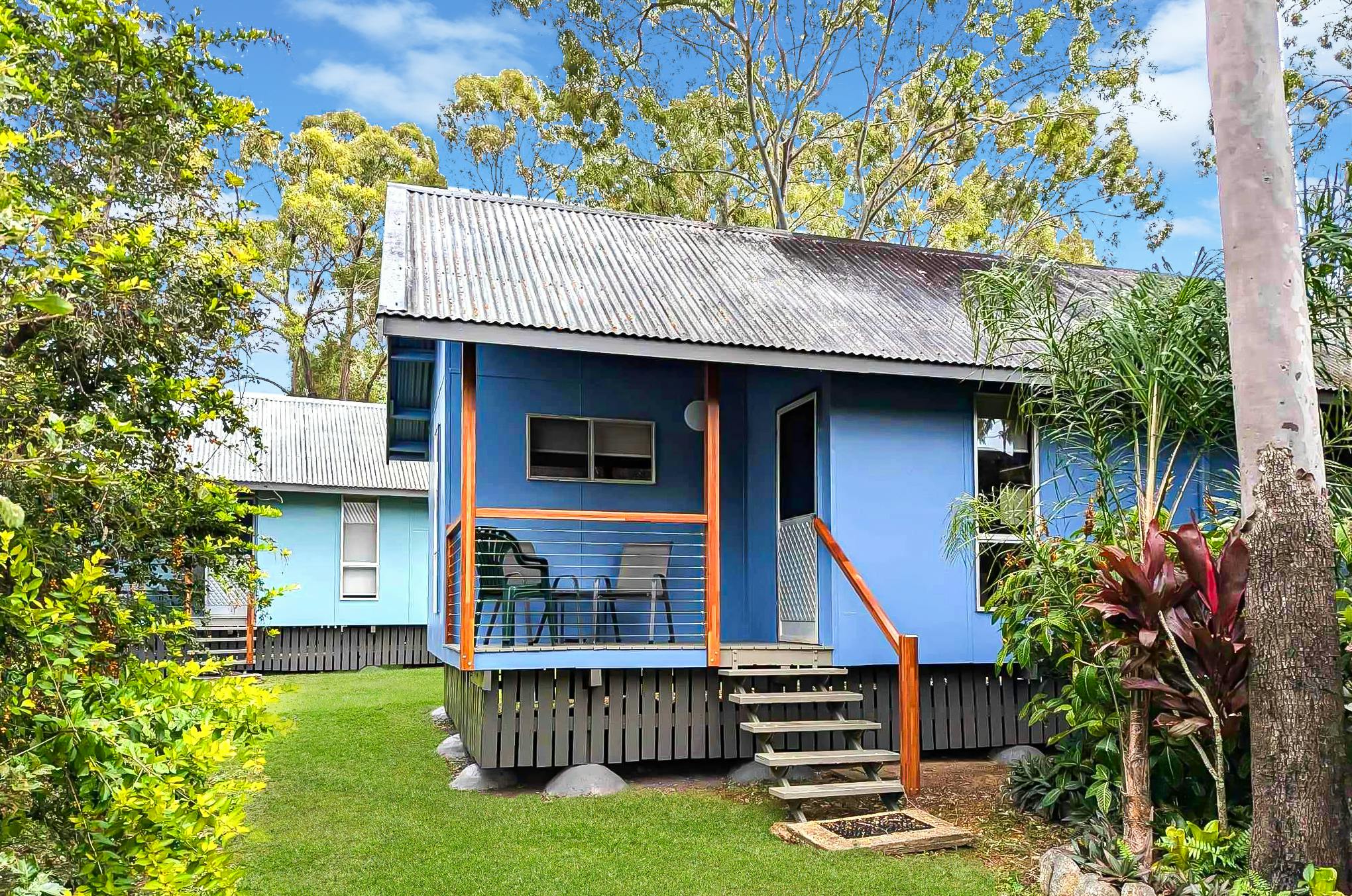 External cabin gardens