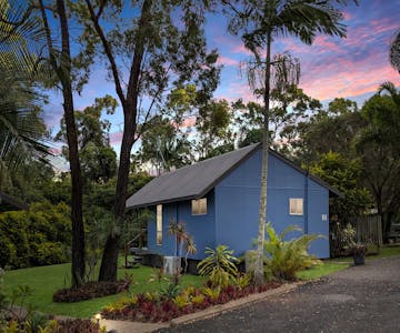 External cabin gardens