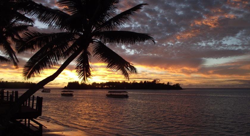 muri-beachcomber-rarotonga-beach-koromiri-motu-island-lagoon
