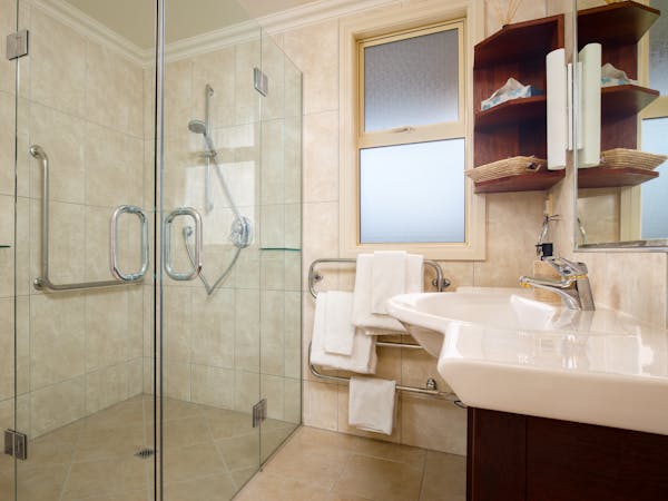 garden suite accessible bathroom