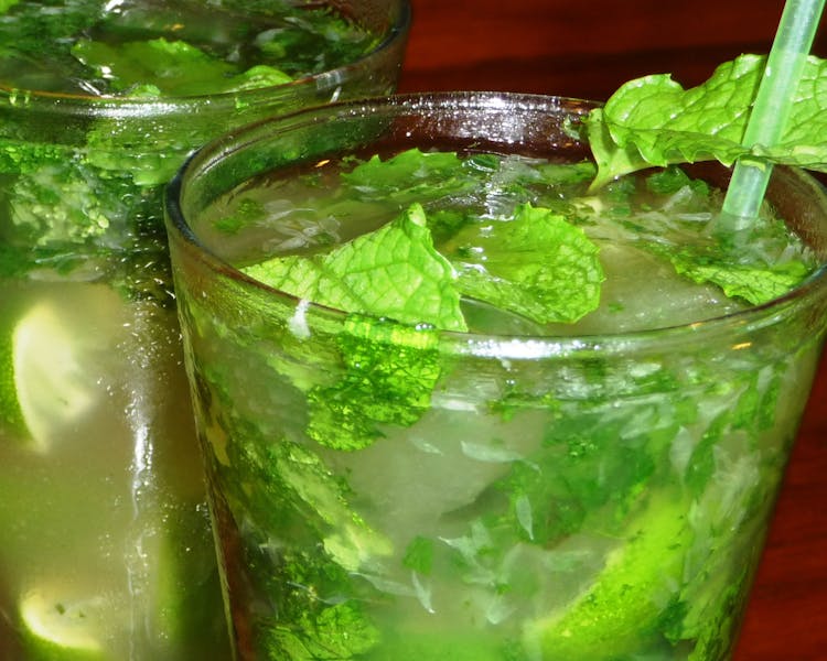 Restaurante Pelô Bistrô Hotel Casa do Amarelindo coquetel Mojito