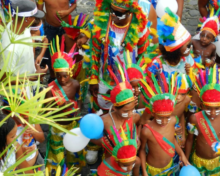 carnaval Pelourinho Salvador de Bahia grupo crianças fantasiadas