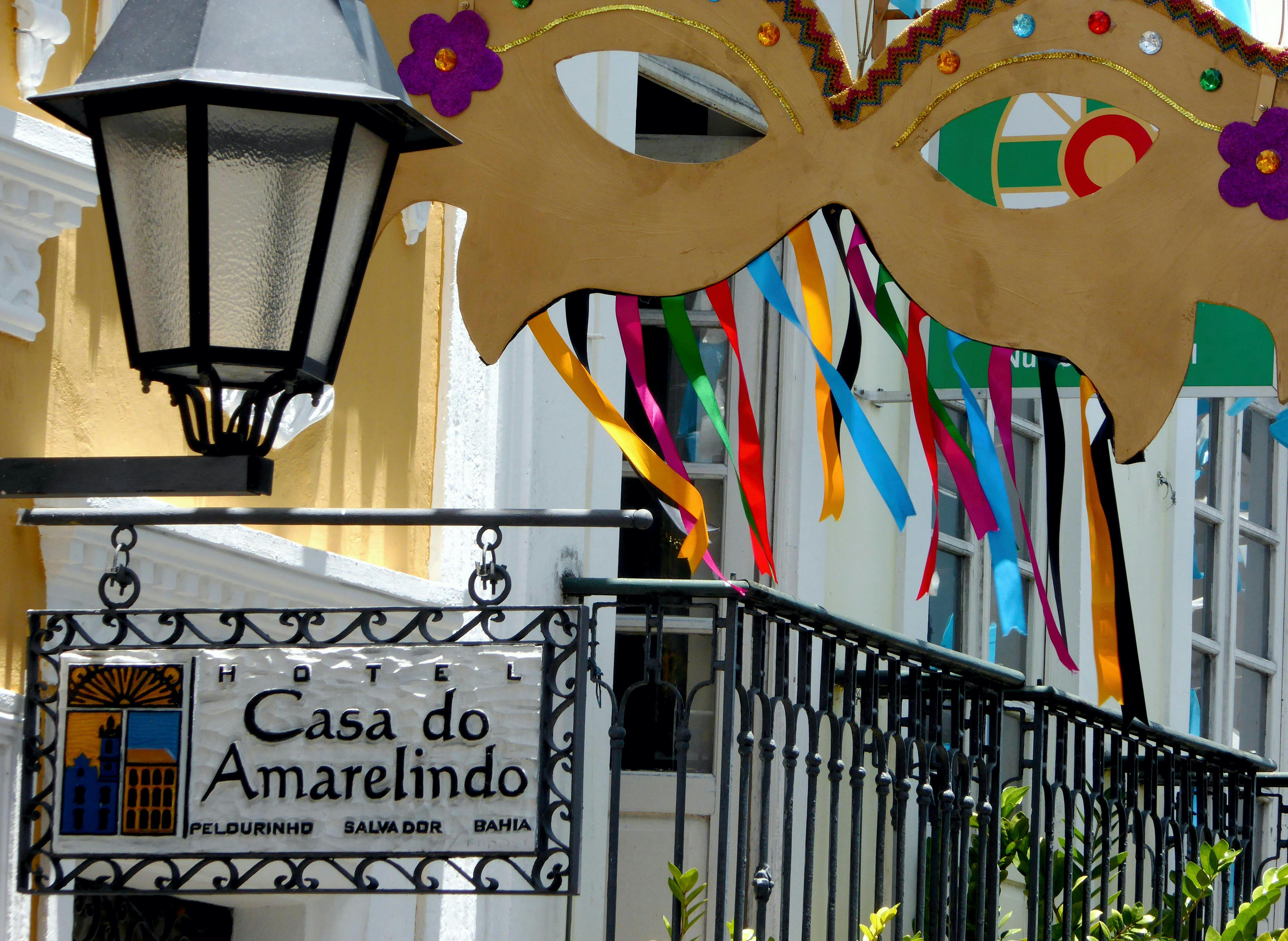 carnaval Pelourinho decoração de rua frente Hotel Casa do Amarelindo