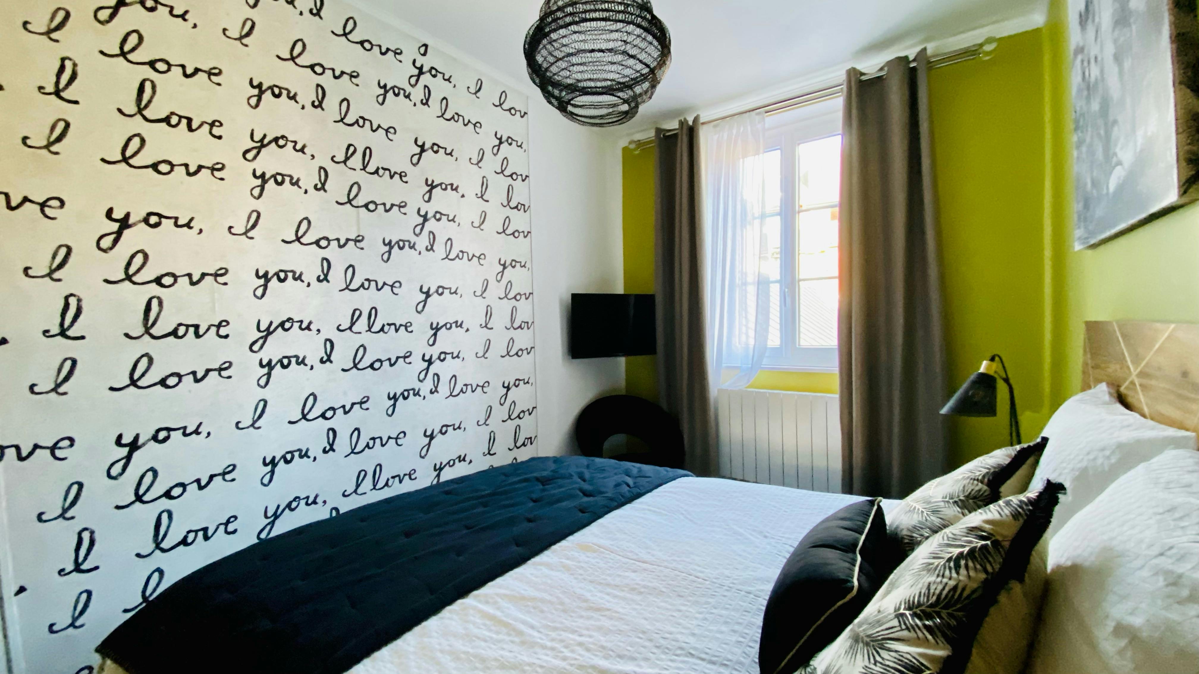 L'appartement de Pierre : Chambre Bedroom