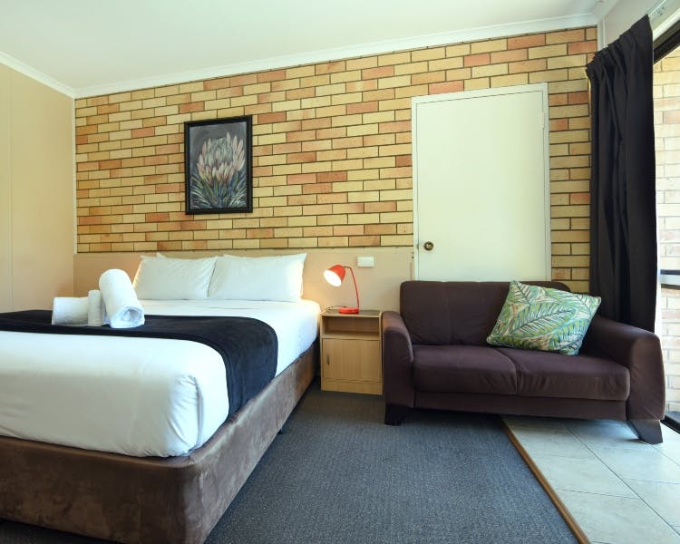 cheap long term accommodation toowoomba