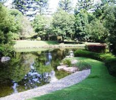 queens park botanic gardens