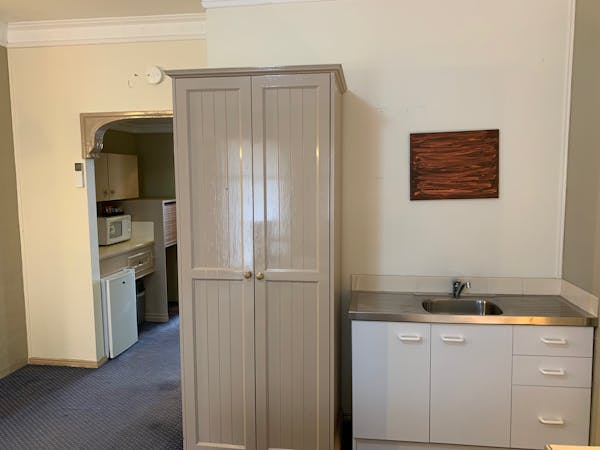 Standard King Room Kitchenette