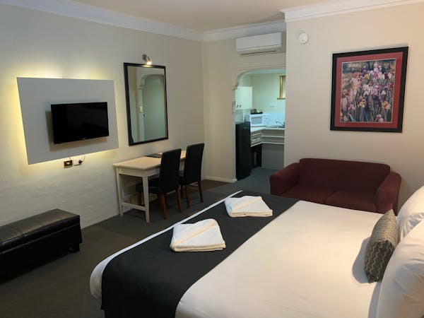 Superior King Room