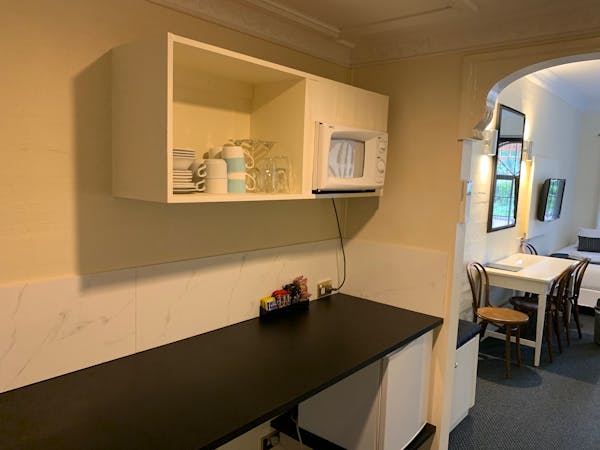 Superior Twin Room Kitchenette