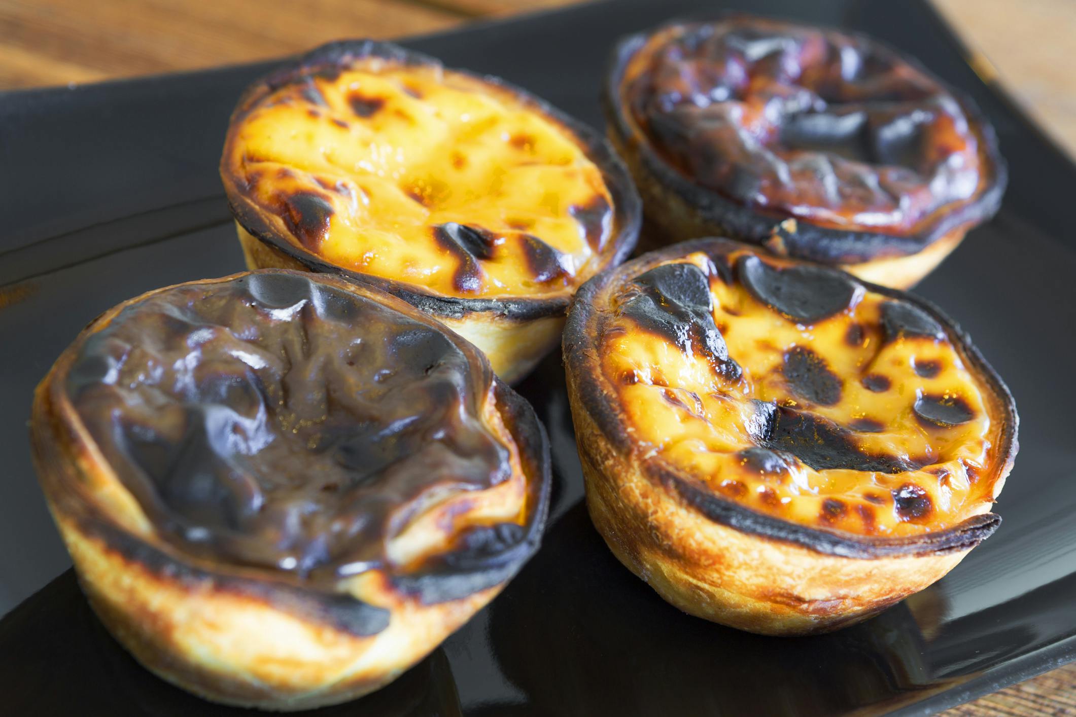 Pastéis de Nata tradicional, de alfarroba, de beterraba e de batata doce Pão do Rogil