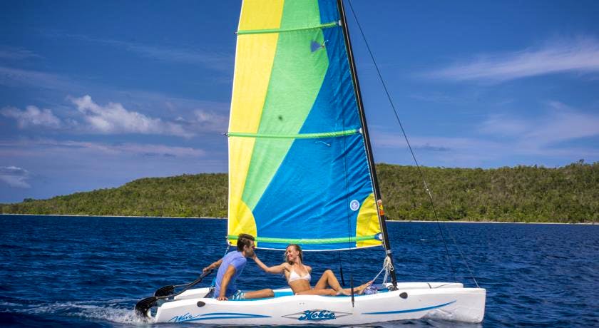 The Havannah, Vanuatu. Award winning Luxury resort for couples, romance, weddings and Honeymoon. Resort Catamaran
