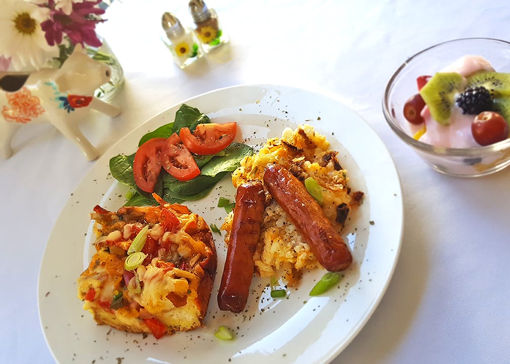 <img src=“strata.jpg” alt=“bed and breakfast inn st. augustine, florida” title=“comfortable, affordable, best location”>