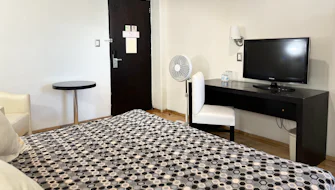 Estándar una cama matrimonial