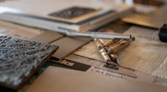 Fine carving knives. Image credit: Puddlehub 2024