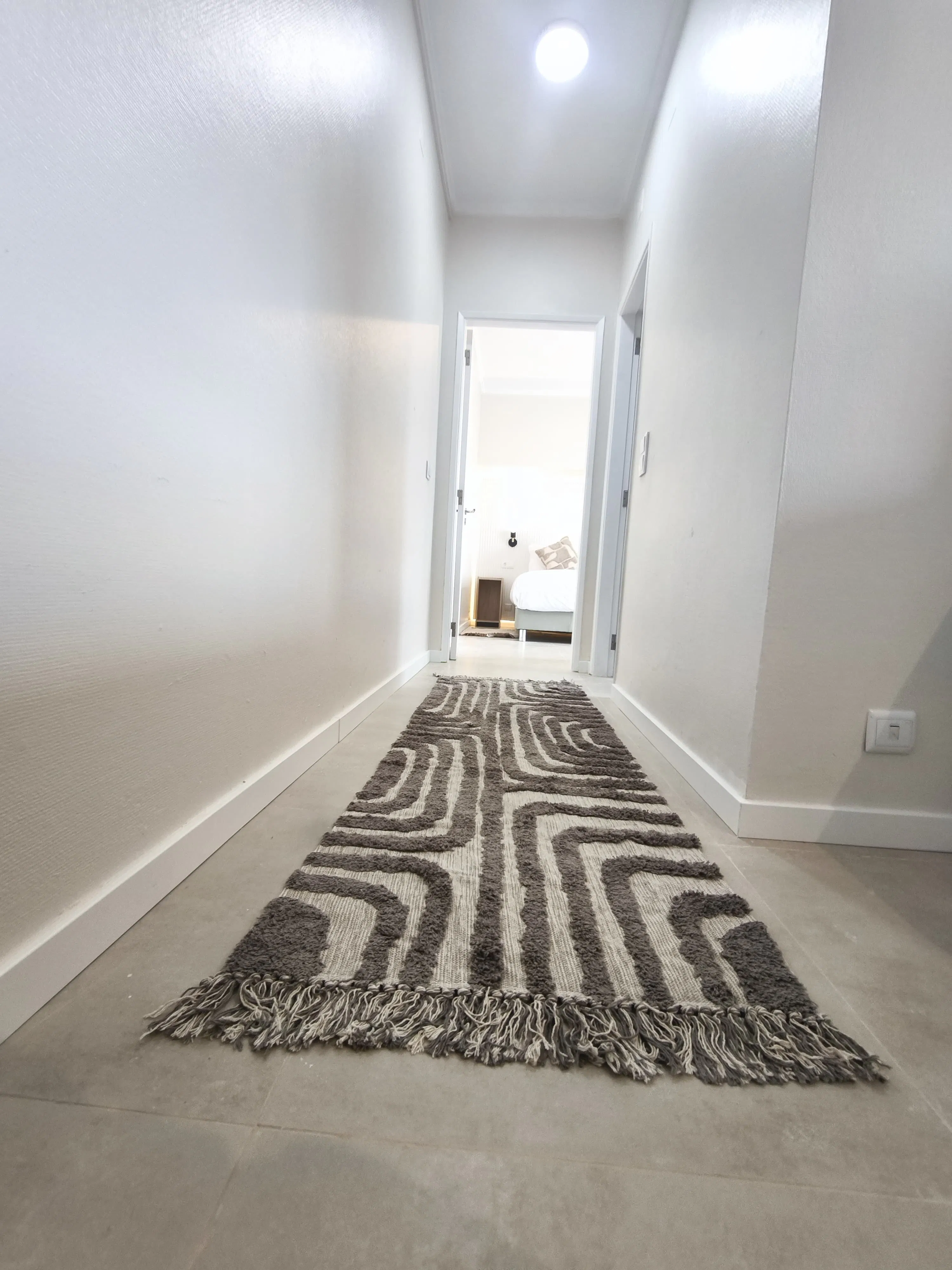 Wake up above Tamariz Beach to uninterrupted views of the Atlantic Ocean, Forte da Cruz and Cascais Bay. Located on the hotel