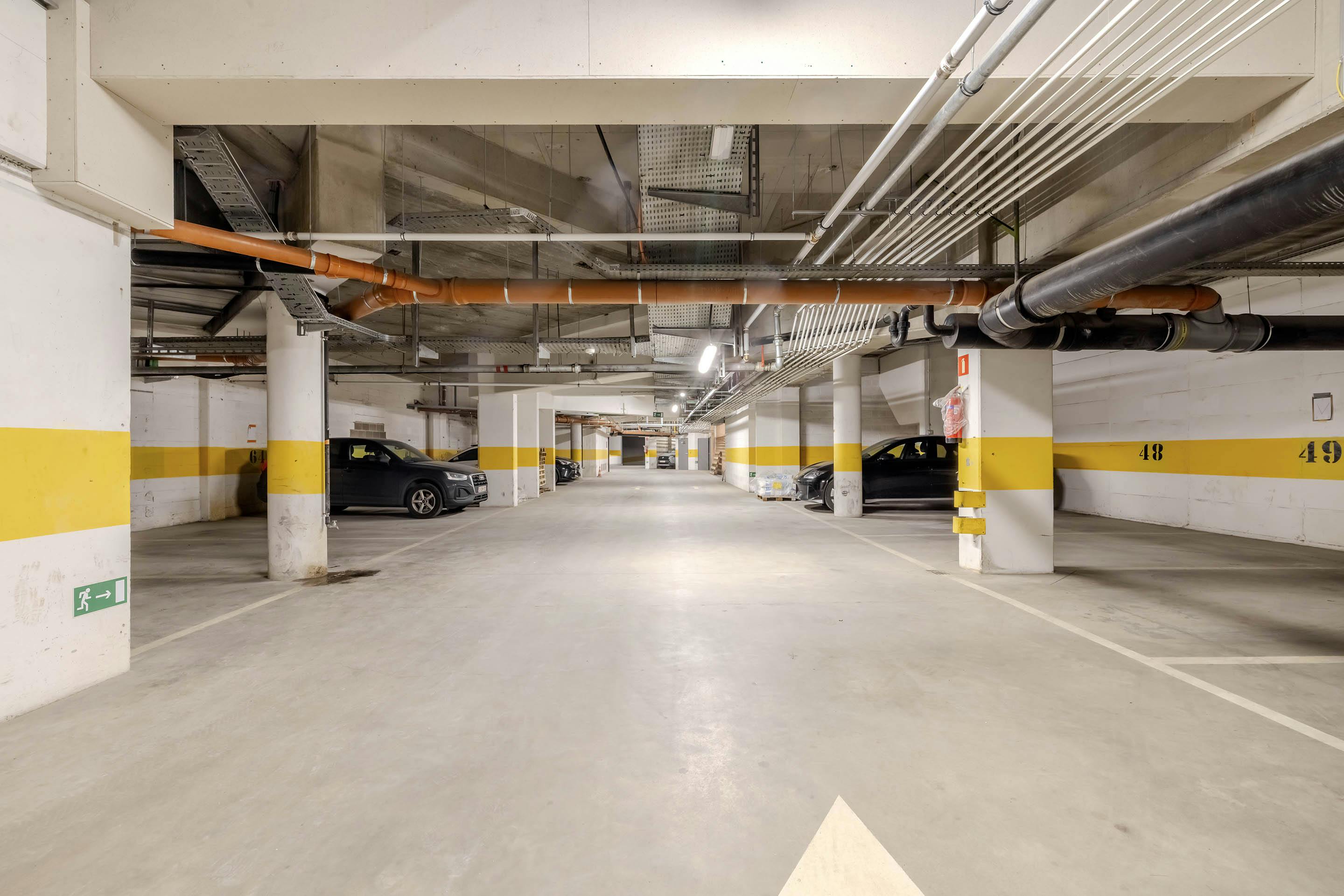 Parking Garage