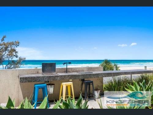 Barbeque area for everyone, sandbox apartments