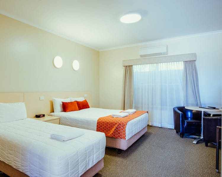 Narrabri deluxe unit
