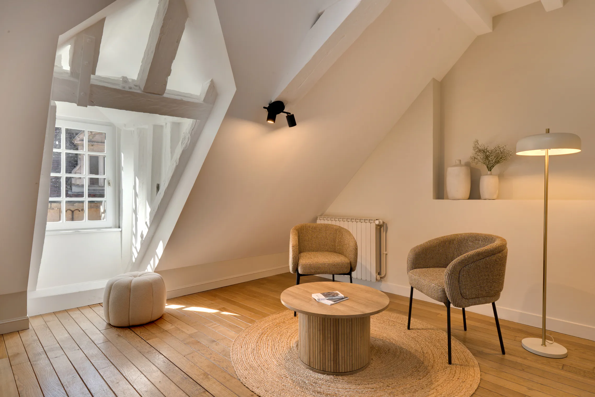 Maison 1642 - Salle TV de la chambre familiale Sauvignon