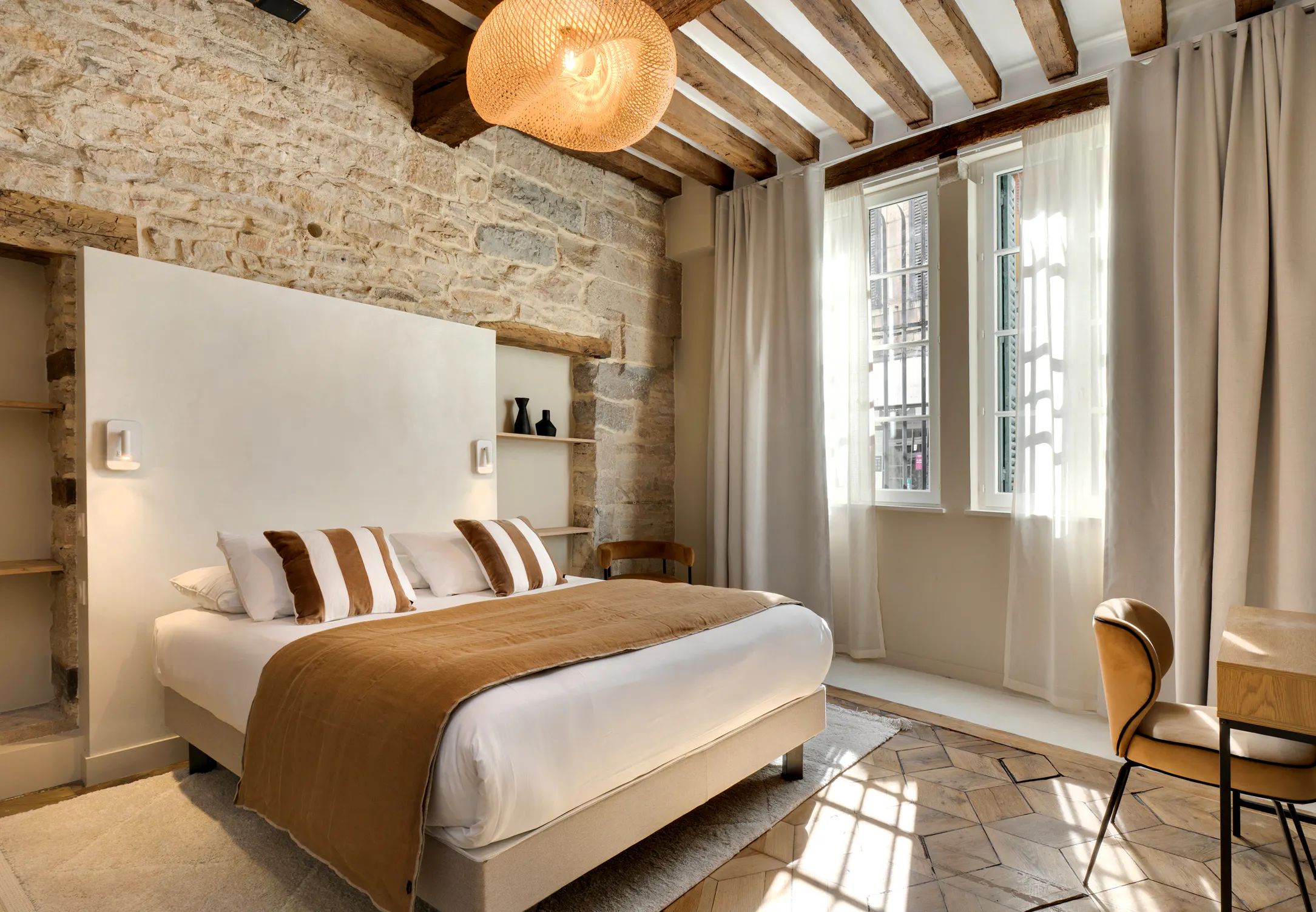 Maison 1642 - Vue d'ensemble de la chambre Gamay