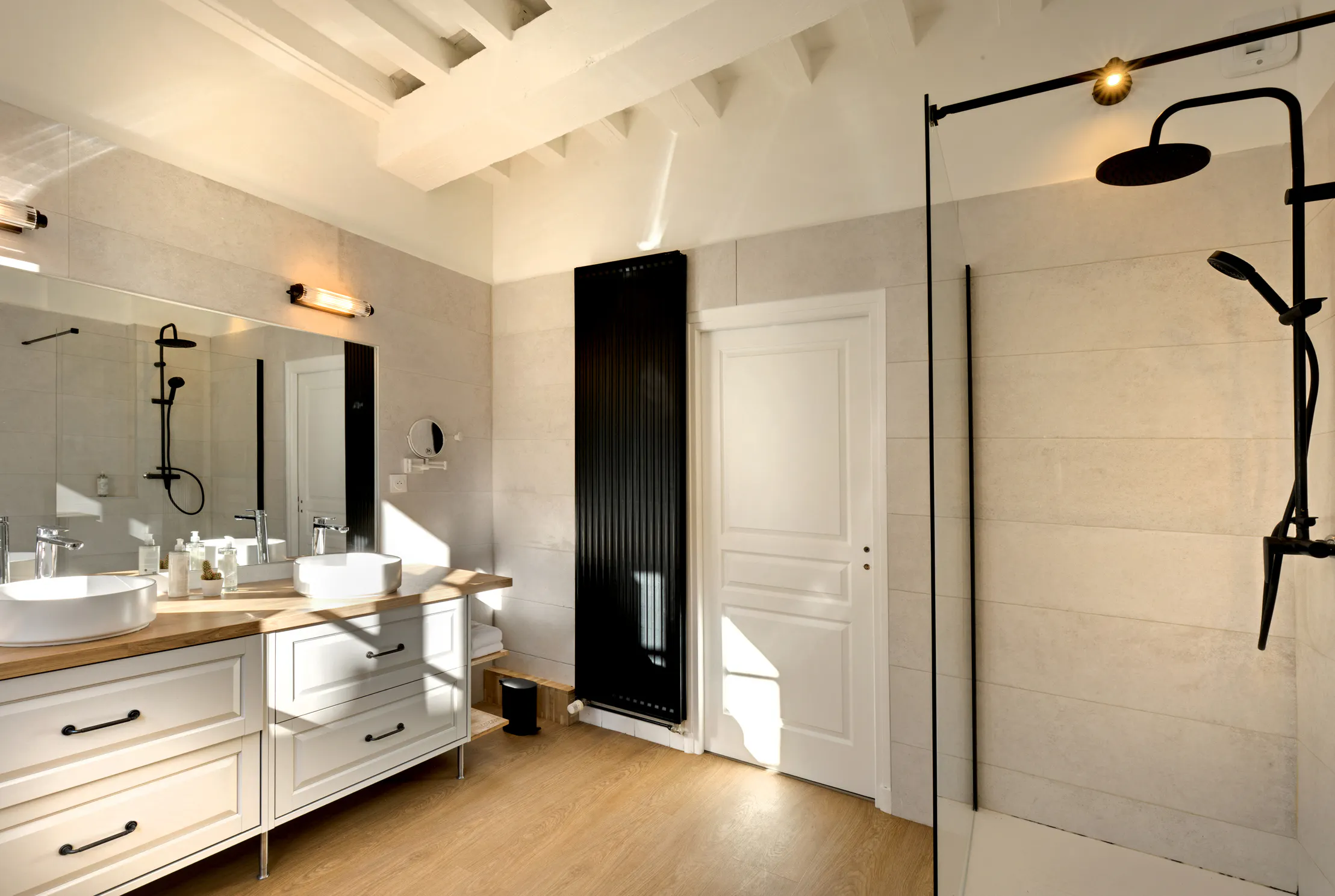 Maison 1642 - Salle de bains de la chambre chardonnay