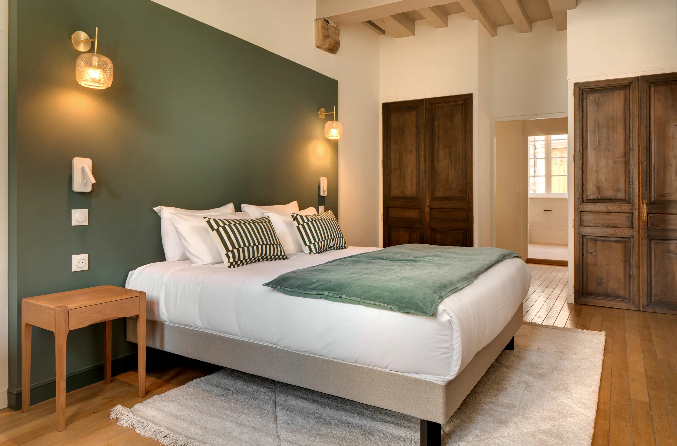 Maison 1642 - Vue d'ensemble de la Chambre Chardonnay