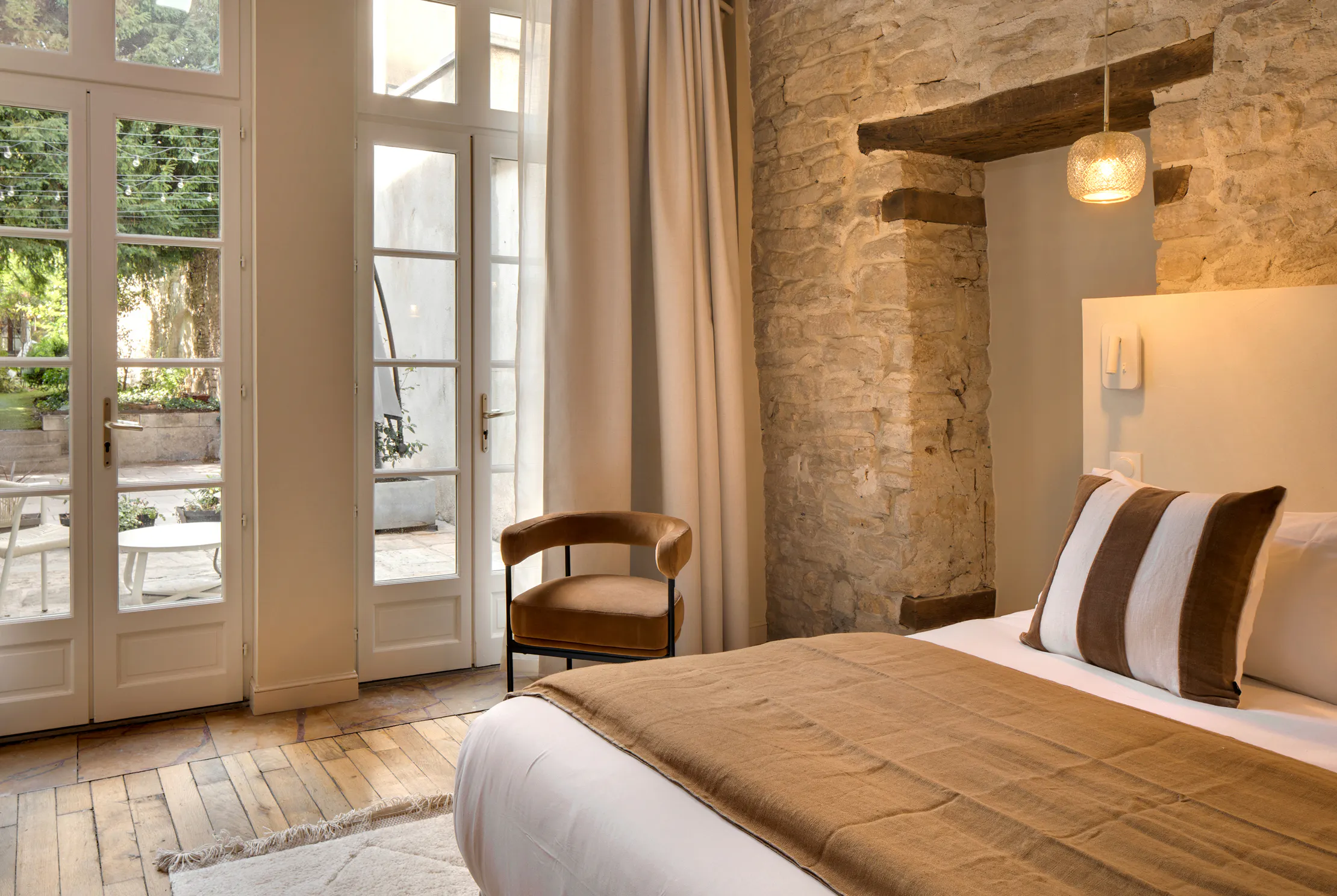 Maison 1642 - Vue partielle de la chambre Pinot Noir