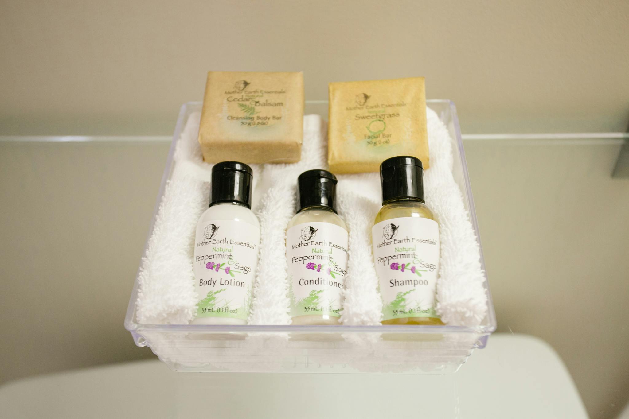 hotel complimentary toiletries