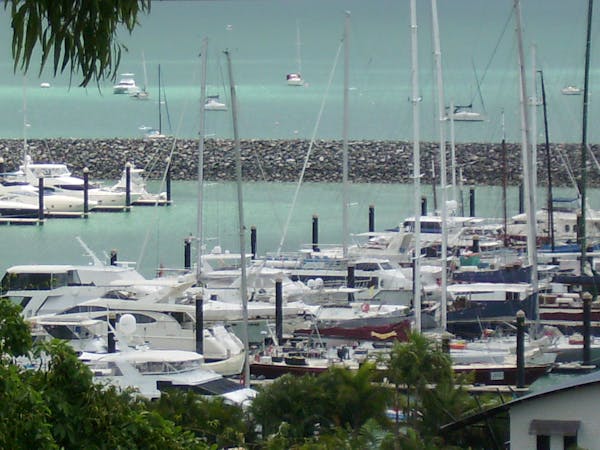 chez-nous airlie beach view