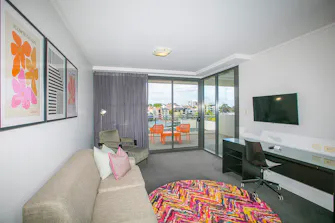Superior Apartment - Lounge River View