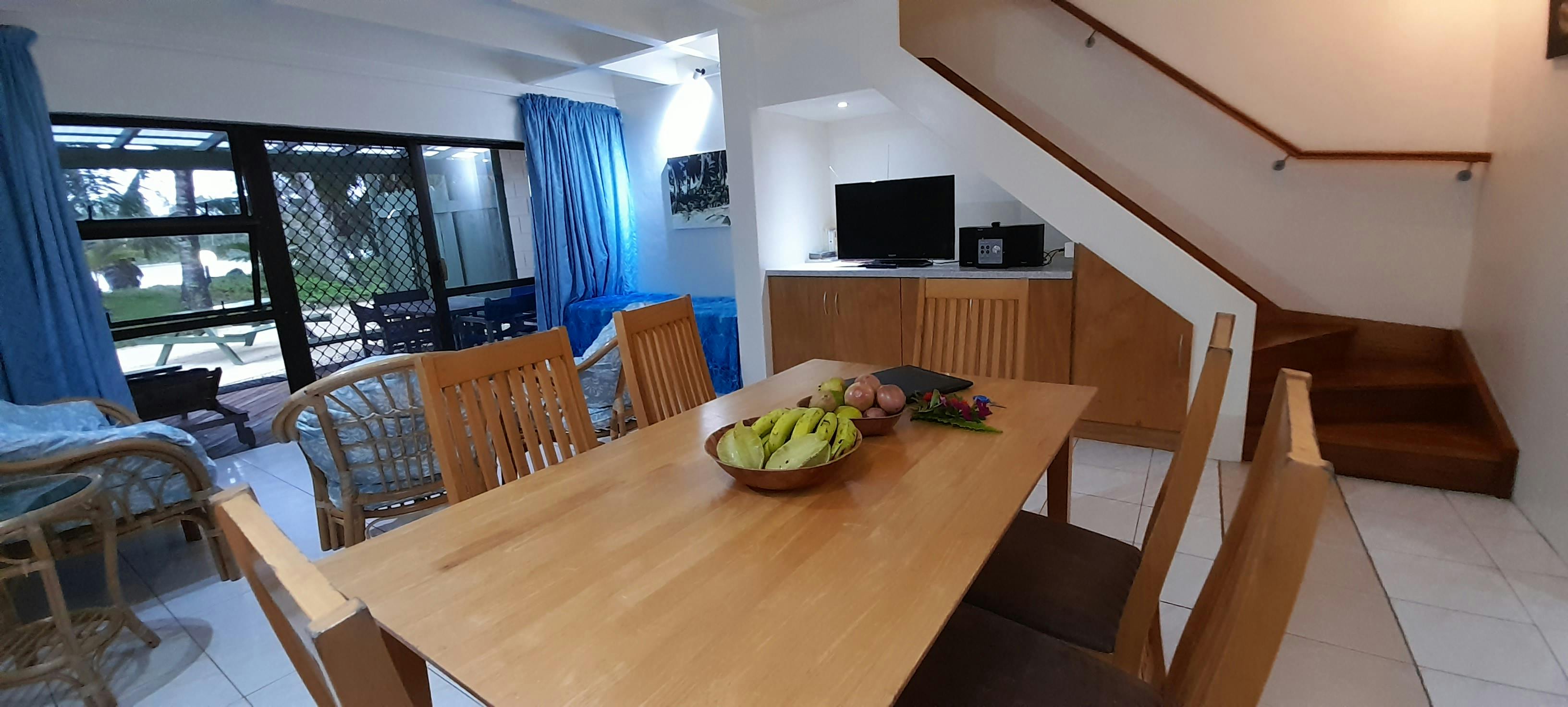 3 bedroom apts. - Dining area