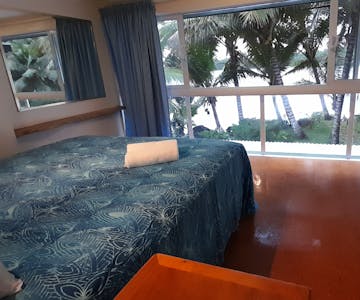 3 bedroom apartment- waterfront view