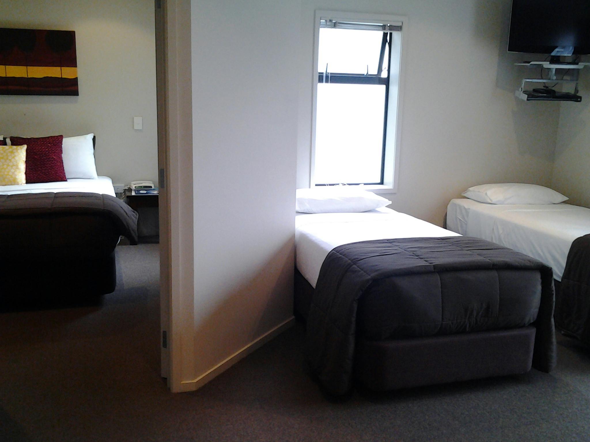 King bed and two single beds