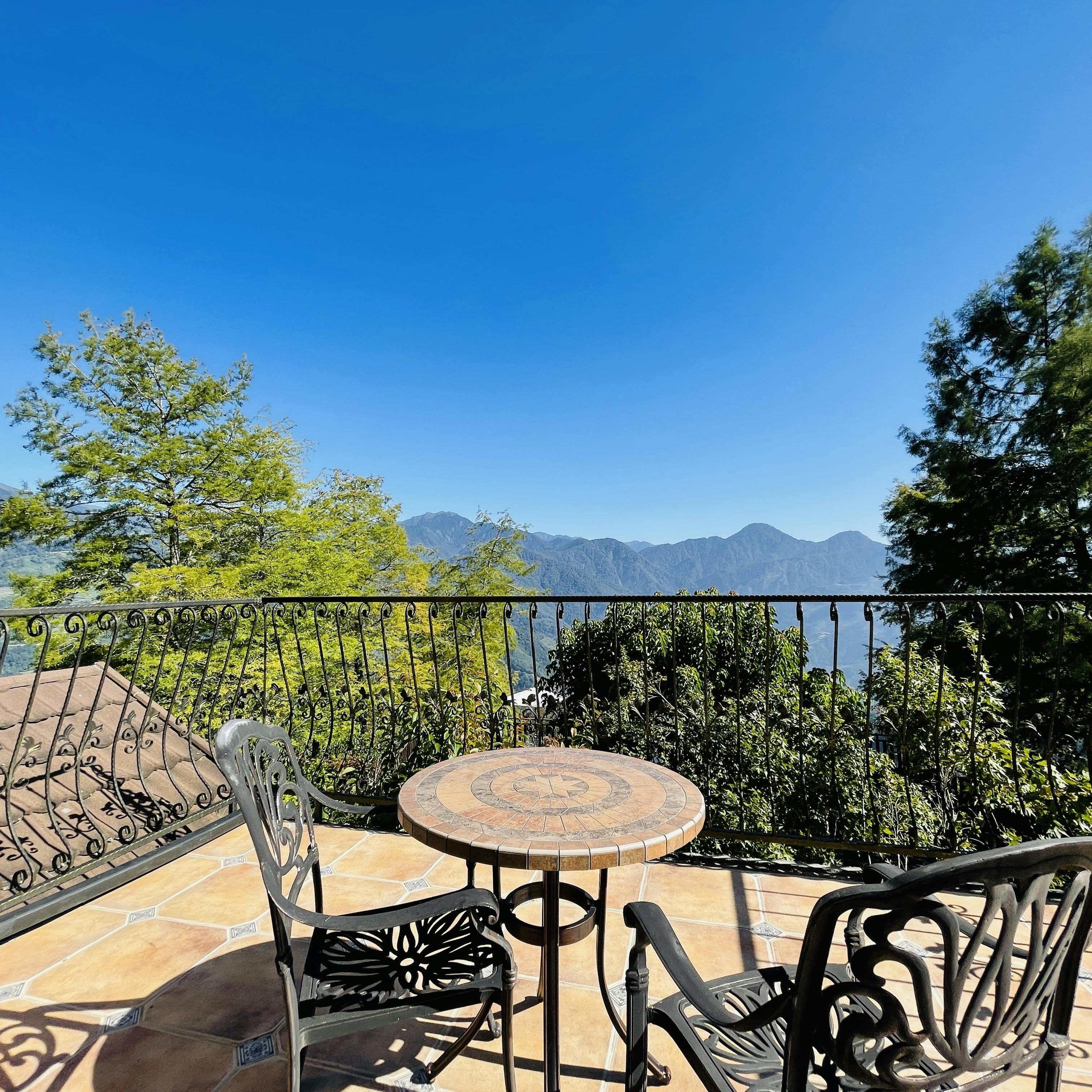 南投清境羊角村鄉村民宿 - 山景雙人房陽台俯瞰山景