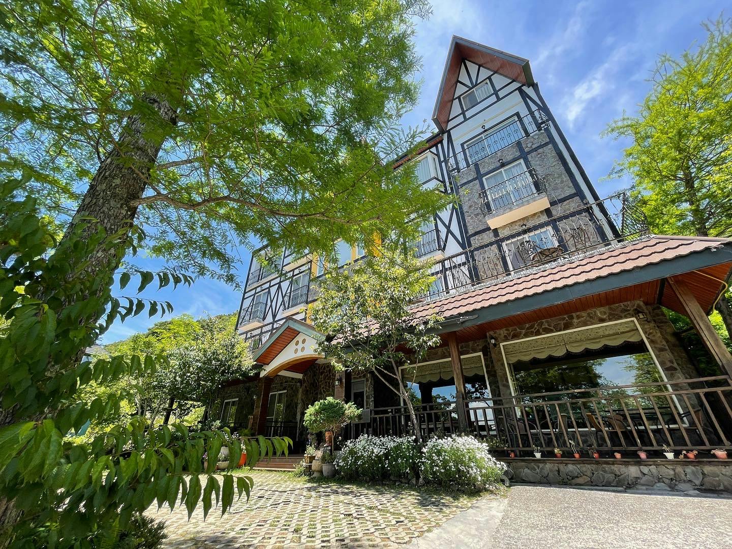 清境民宿清境羊角村建築外觀