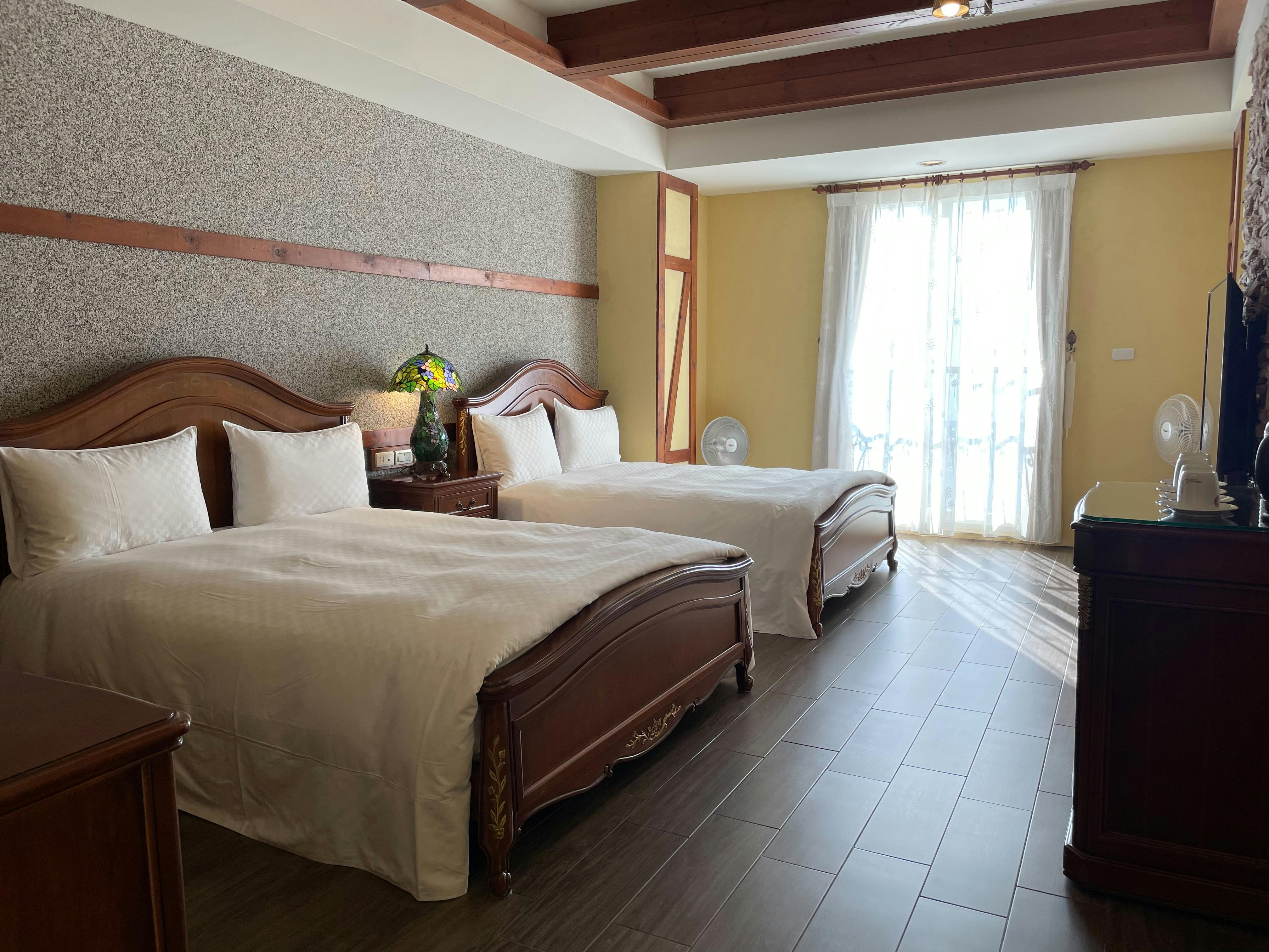 清境民宿清境羊角村景觀四人房