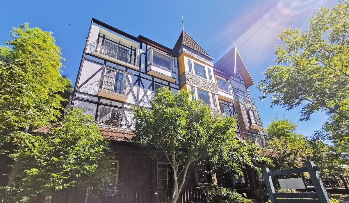 清境民宿清境羊角村庭園或附近景色