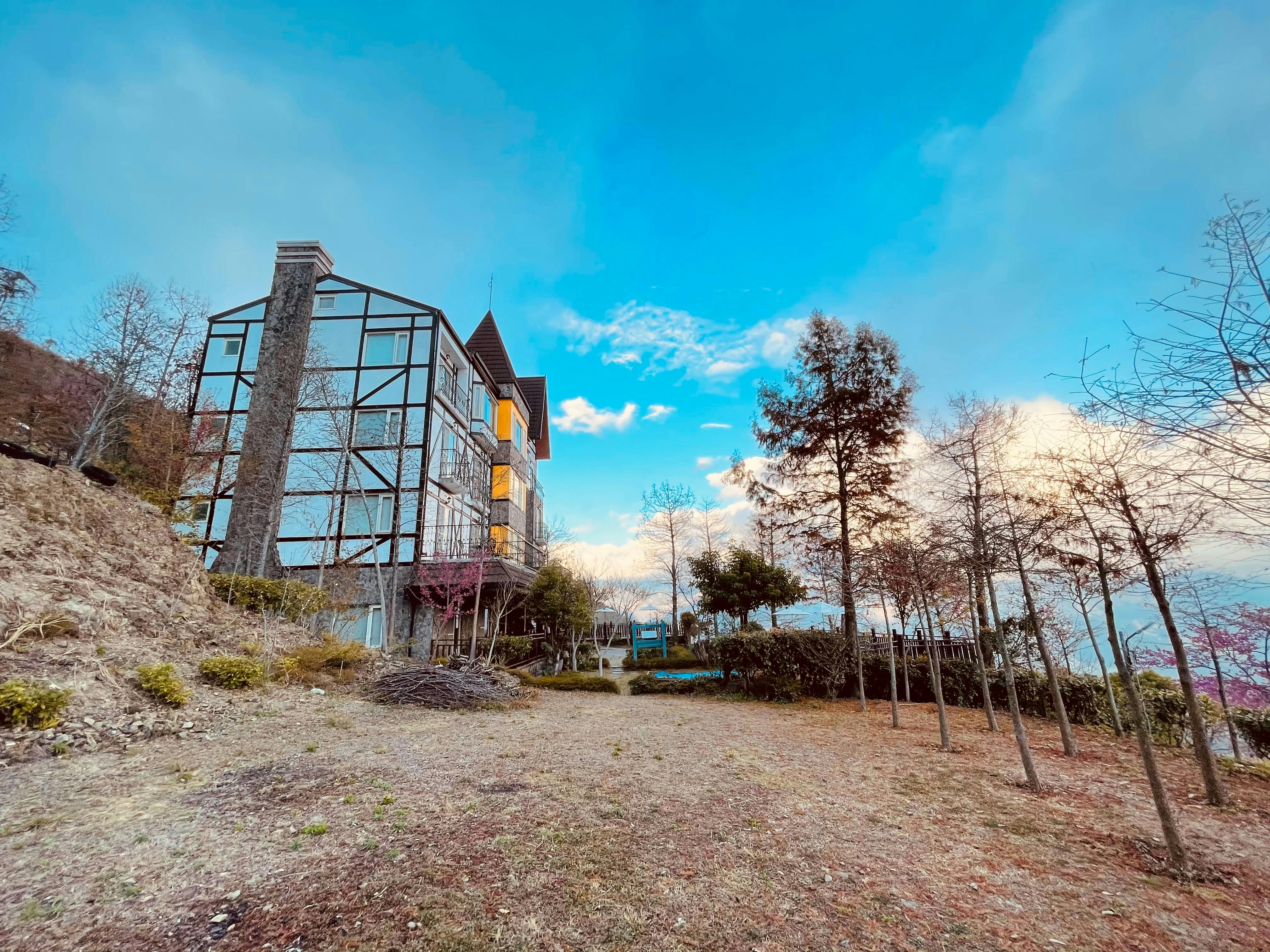 清境民宿清境羊角村庭園或附近景色