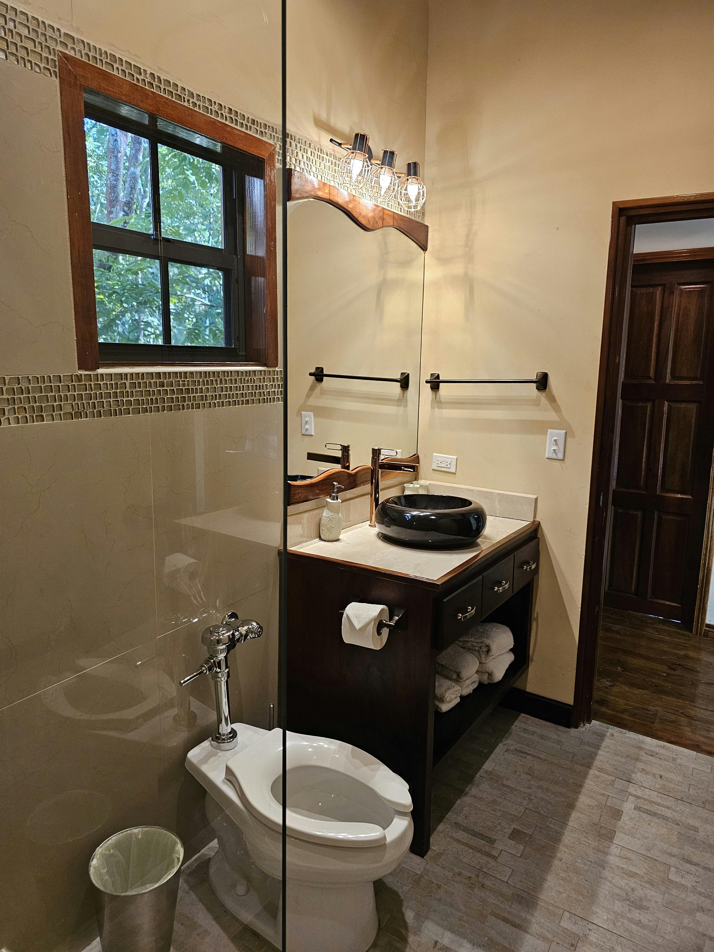 Bathroom of upper level of Tree House @ KikiWitz