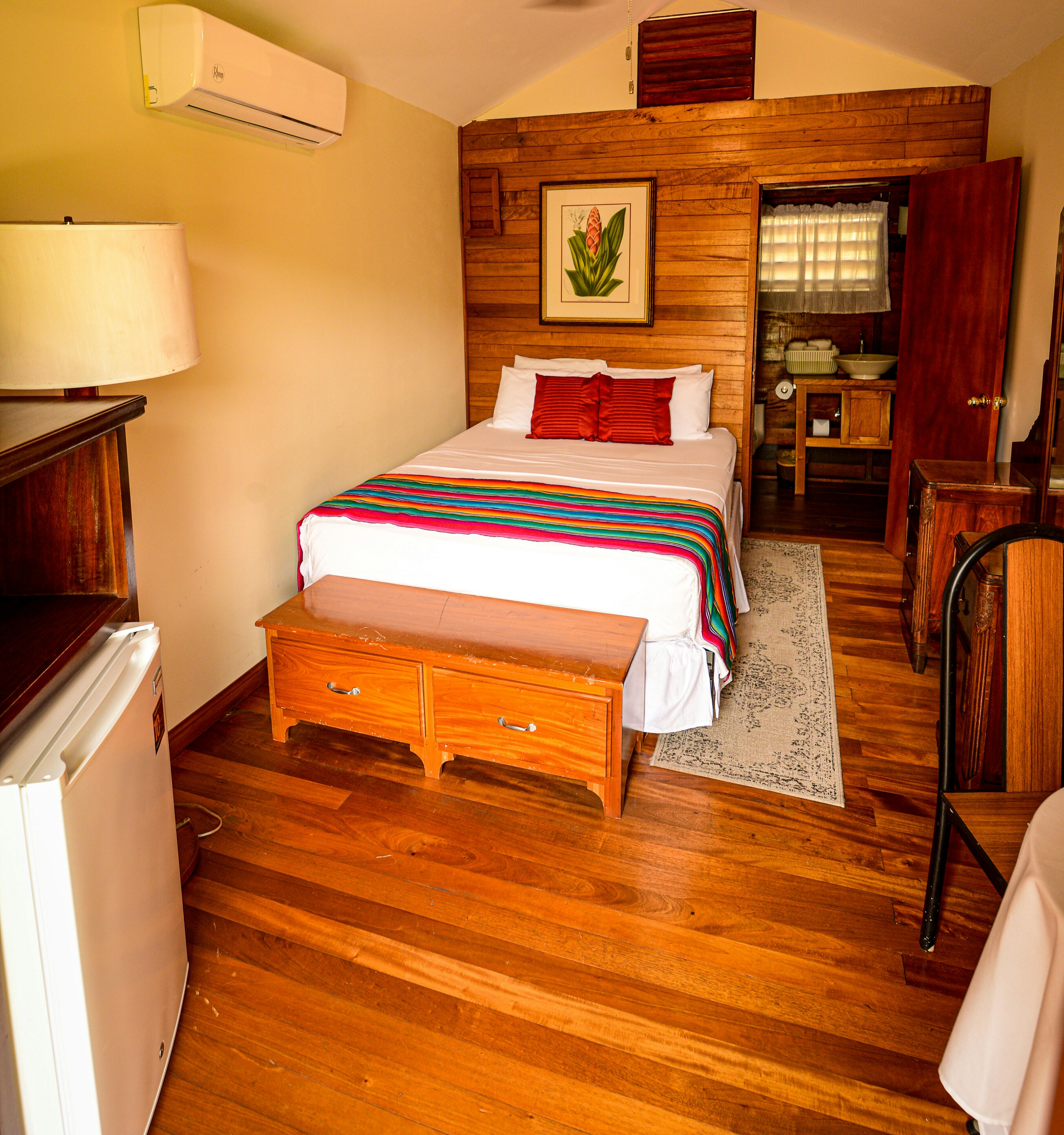 Glamping Cabin Standard Bedroom