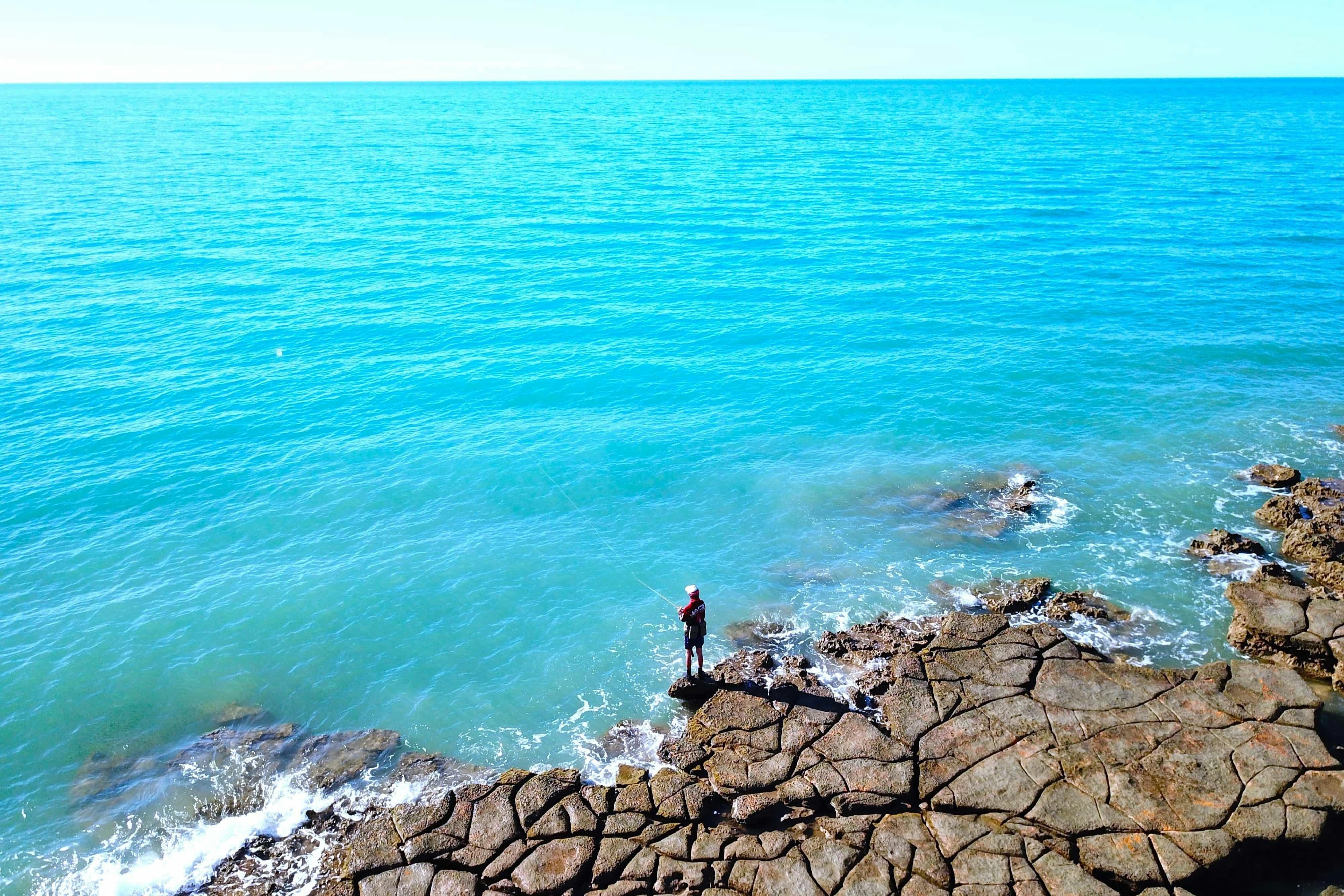 Ocean Fishing off the Rock Bar