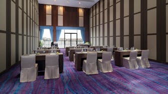 golden_palm_tree_palm_ballroom