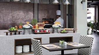 golden_palm_tree_bila-bila_restaurant